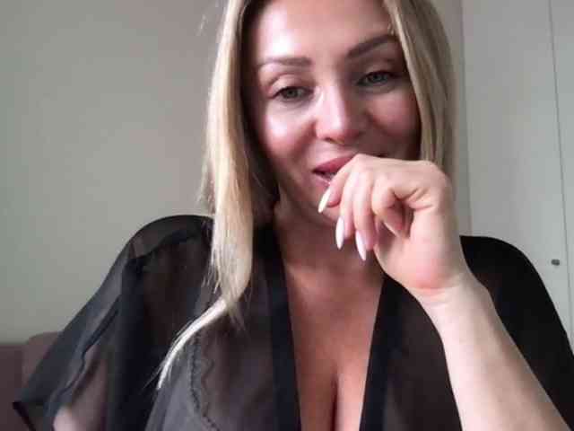 chloebelle webcam