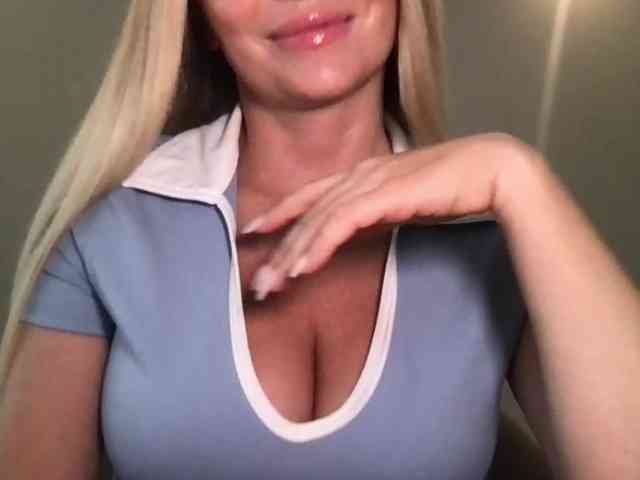 chloebelle webcam