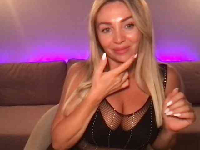 chloebelle webcam