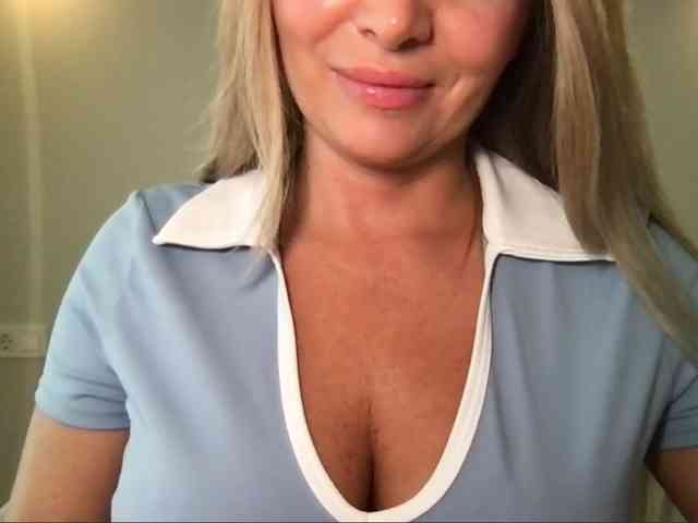 chloebelle webcam
