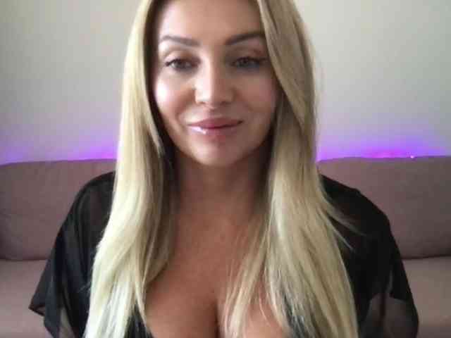 chloebelle webcam