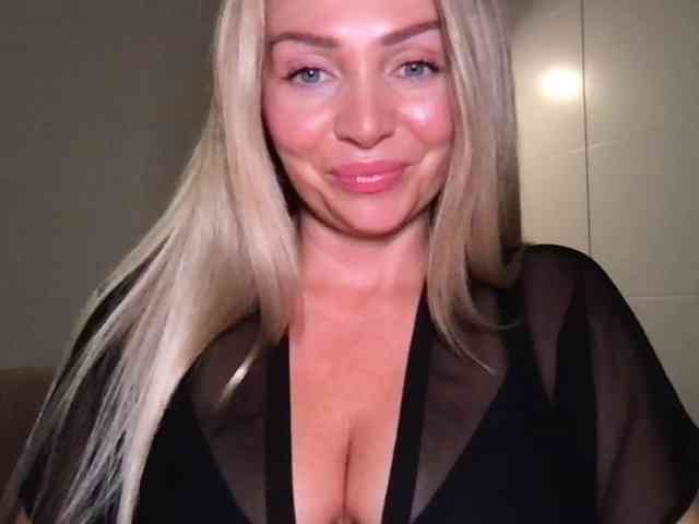 chloebelle webcam
