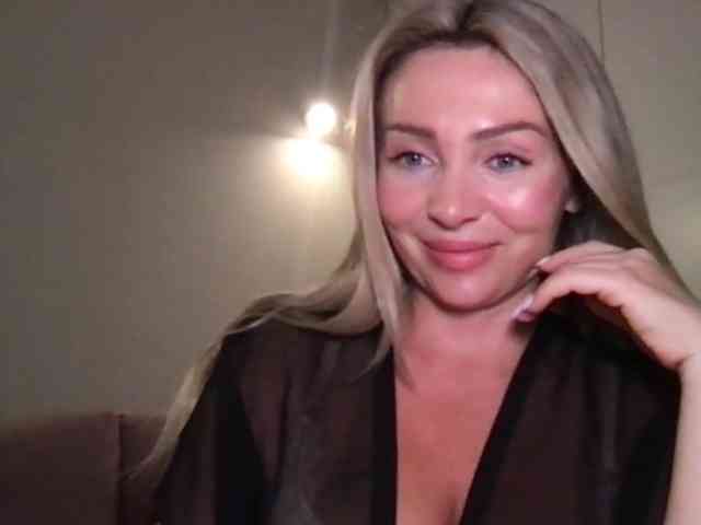 chloebelle webcam