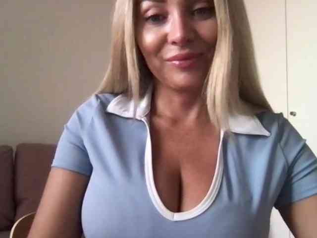 chloebelle webcam