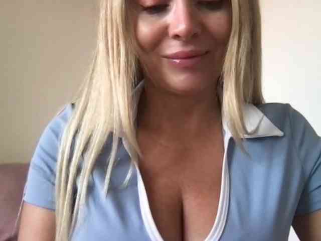 chloebelle webcam