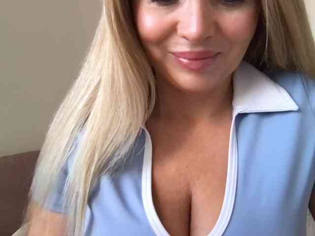 chloebelle webcam