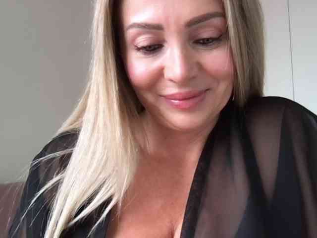 chloebelle