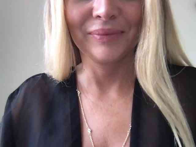 chloebelle webcam