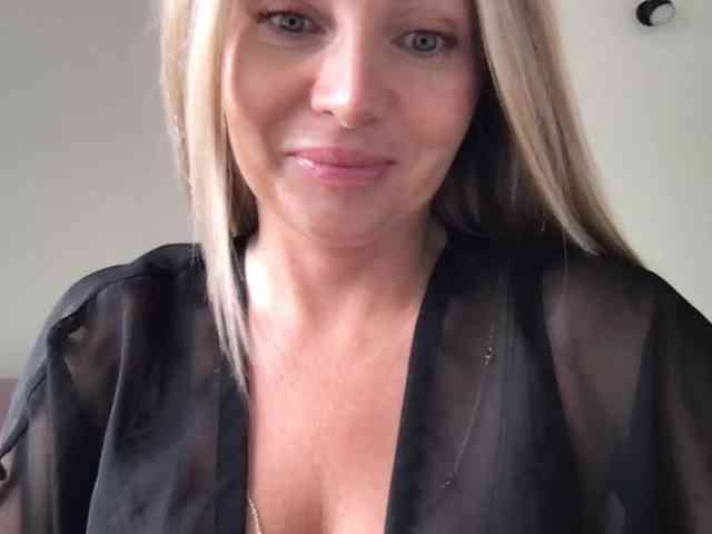 chloebelle webcam