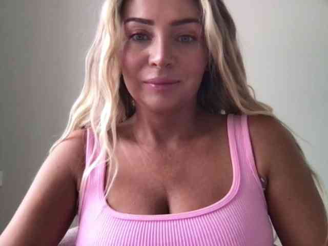 chloebelle