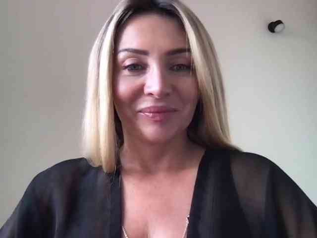 chloebelle webcam