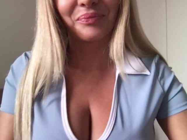 chloebelle webcam