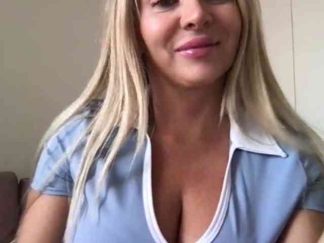 chloebelle webcam