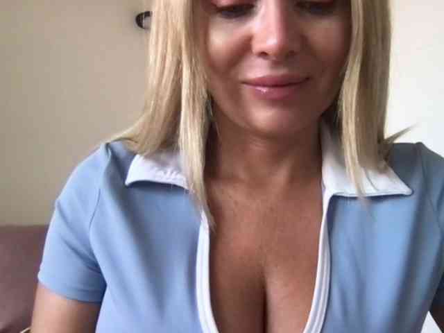 chloebelle webcam