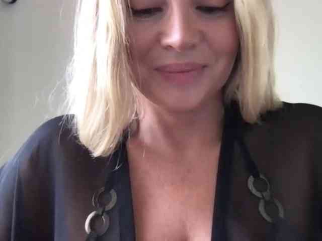 chloebelle webcam