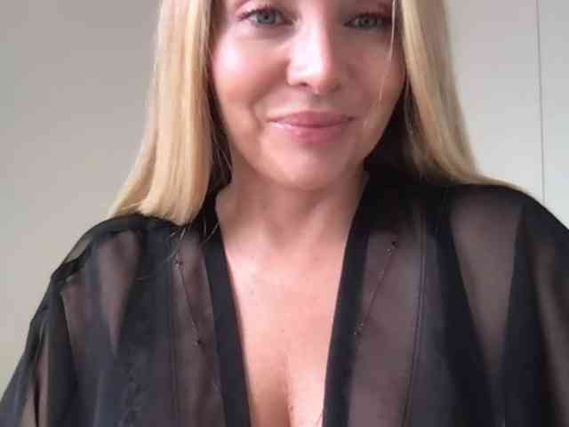 chloebelle webcam