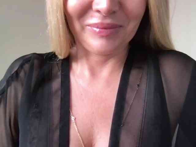 chloebelle webcam