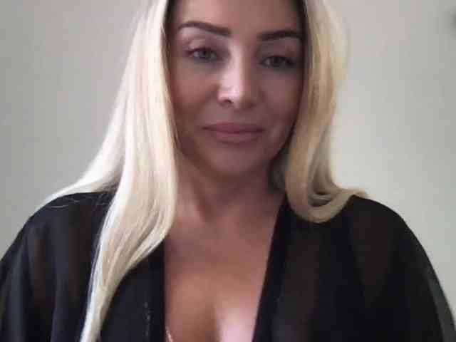 chloebelle webcam