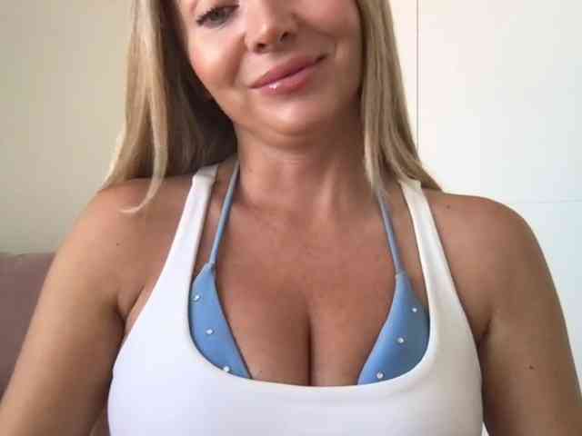 chloebelle webcam