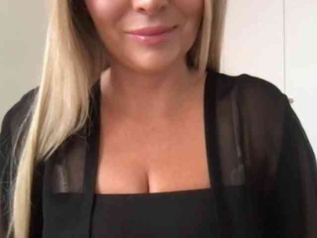 chloebelle webcam