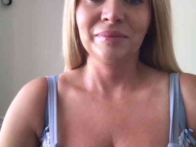 chloebelle