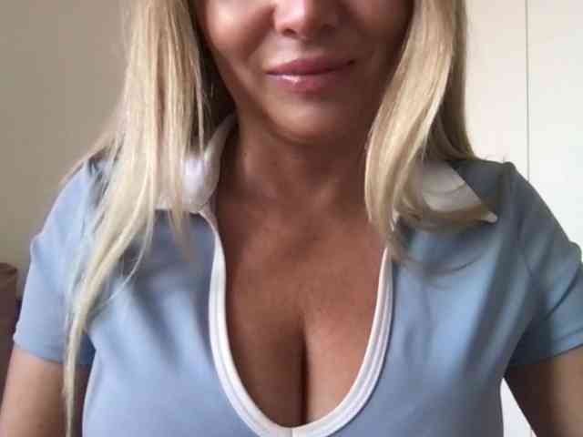 chloebelle webcam