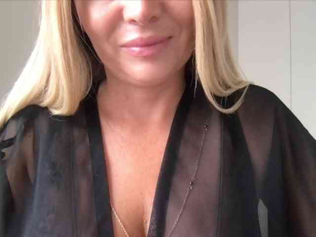 chloebelle webcam