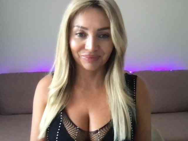 chloebelle