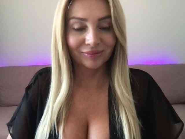 chloebelle
