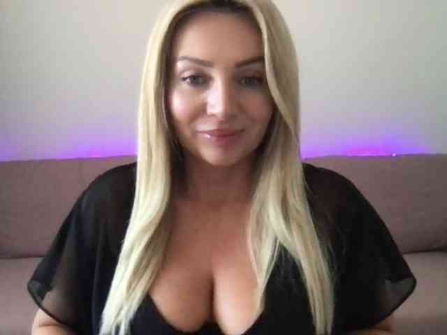 chloebelle