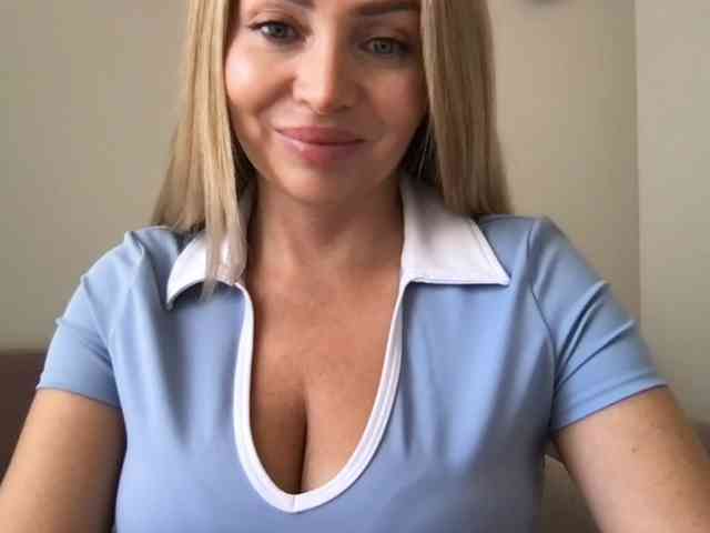 chloebelle webcam