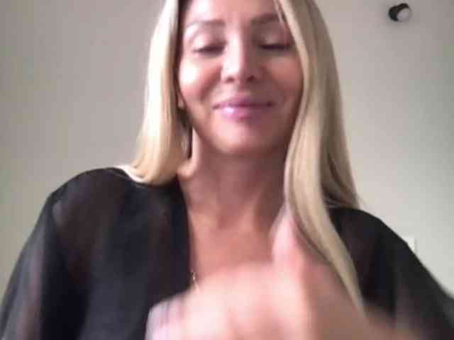 chloebelle webcam