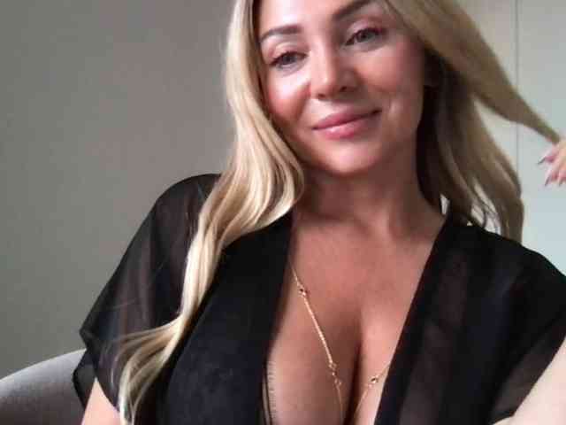 chloebelle webcam
