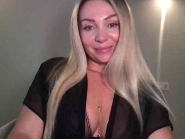 chloebelle webcam