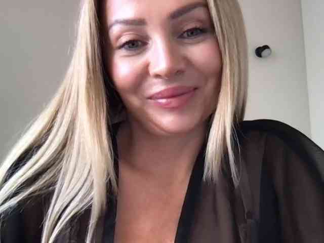 chloebelle webcam