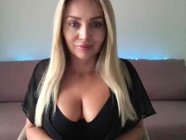 chloebelle webcam