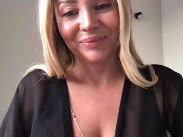 chloebelle webcam