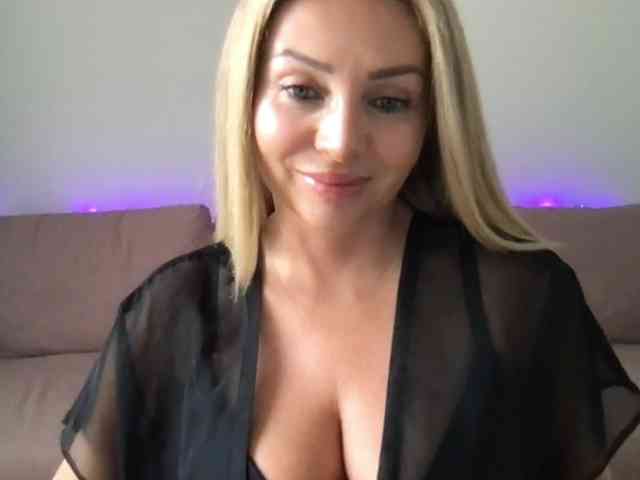chloebelle webcam