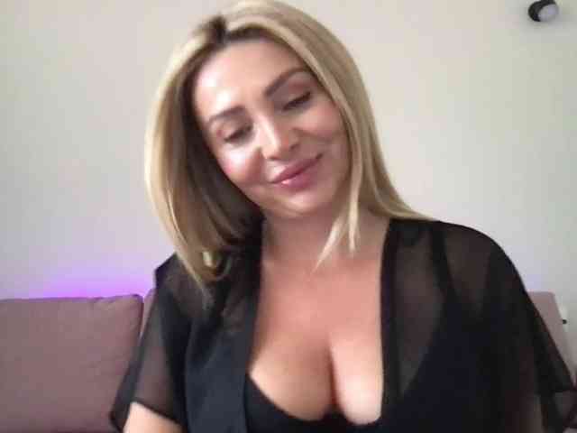 chloebelle webcam