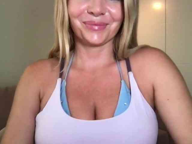 chloebelle webcam