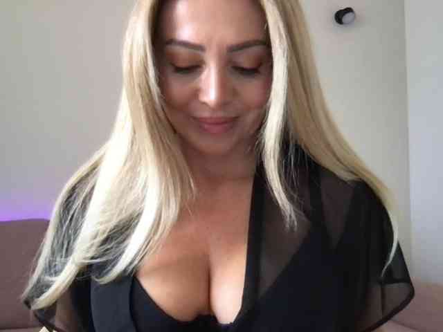 chloebelle