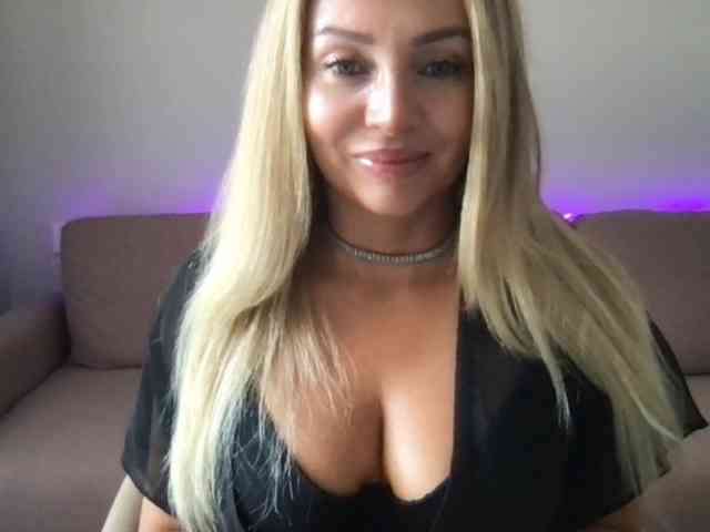 chloebelle