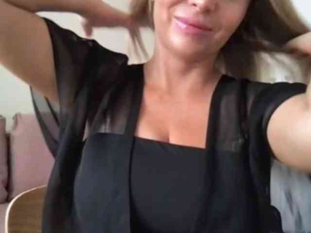 chloebelle webcam