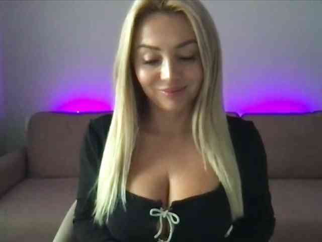 chloebelle webcam