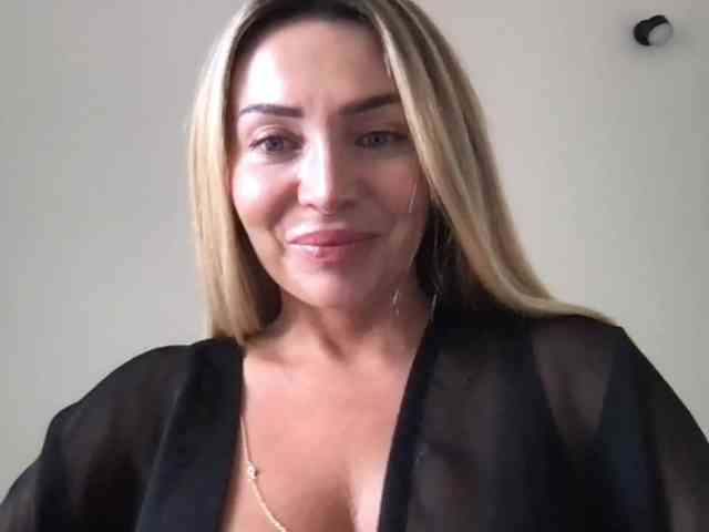 chloebelle webcam