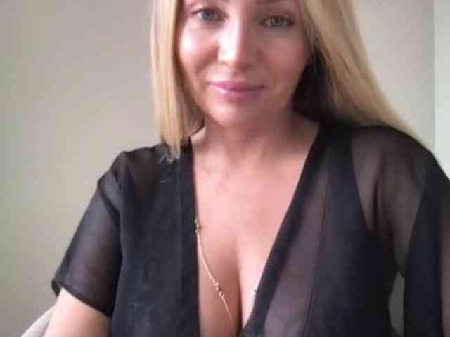 chloebelle webcam