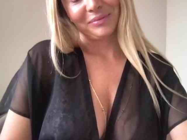 chloebelle webcam