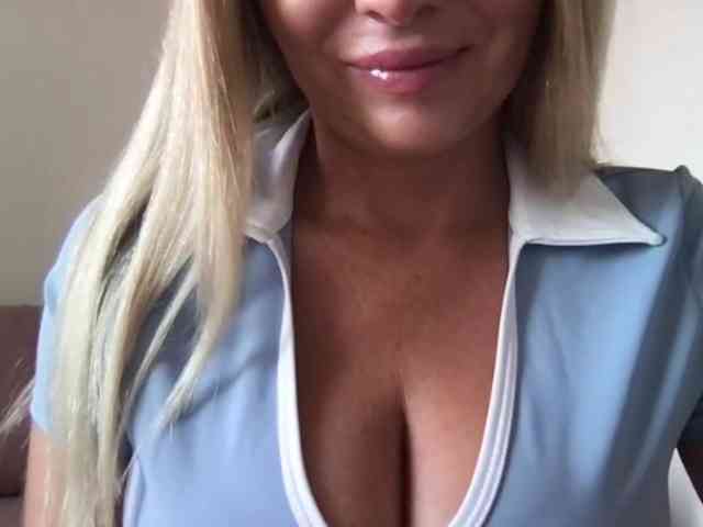 chloebelle webcam
