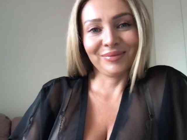 chloebelle webcam