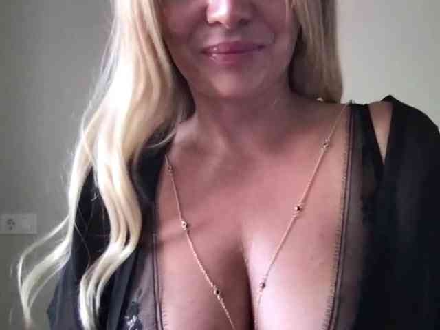 chloebelle webcam